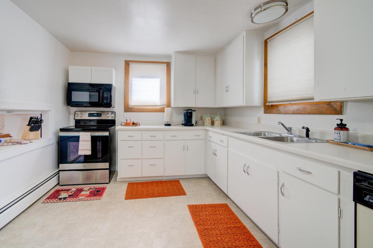 Charming And Cozy Downtown 3 Bedroom Walk To Dinner And Drinks * Bozeman