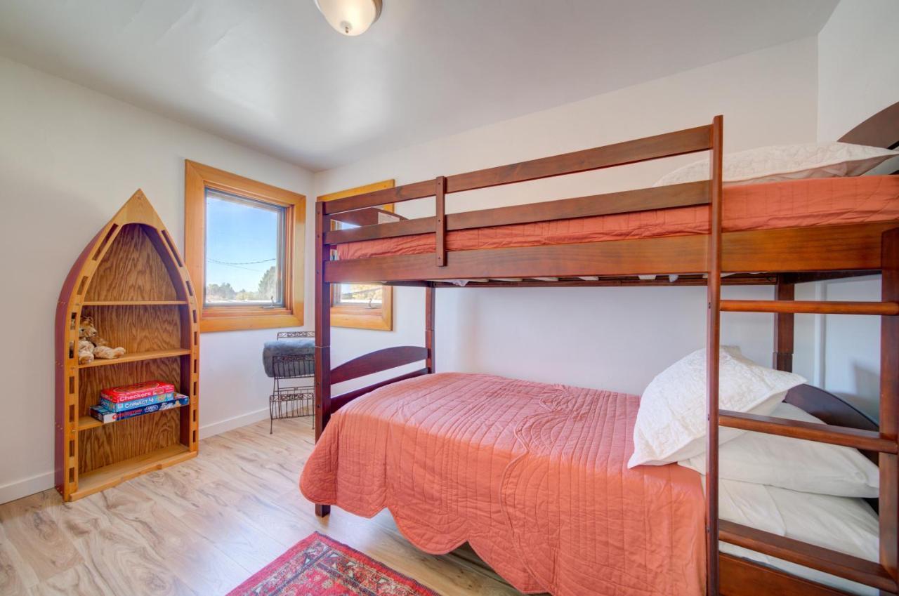 Charming And Cozy Downtown 3 Bedroom Walk To Dinner And Drinks Apartment *