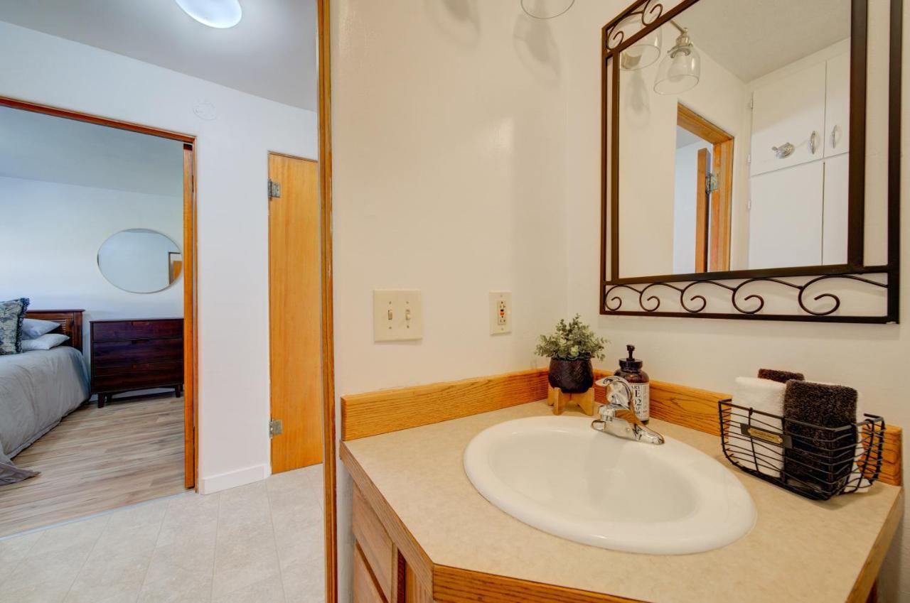 Charming And Cozy Downtown 3 Bedroom Walk To Dinner And Drinks Apartment Bozeman
